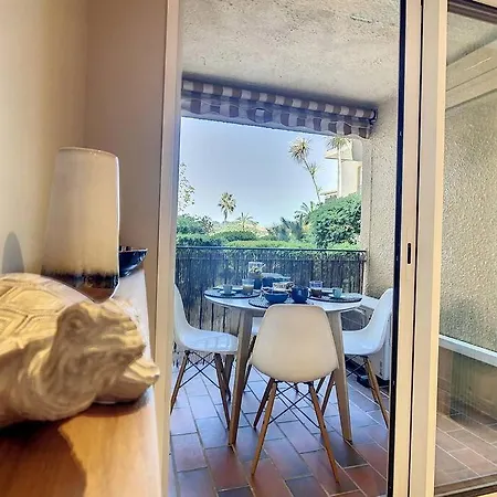 Eden Parc-apartment 5*-swimming-pool-saint-tropez Daire